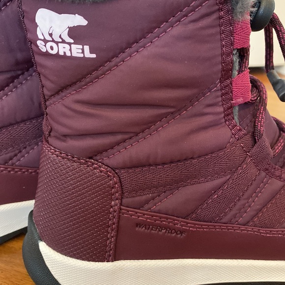 New UGG Whitney II Waterproof Sorel Boots w/ Pull Ties and Faux Fur Lining - Picture 6 of 6